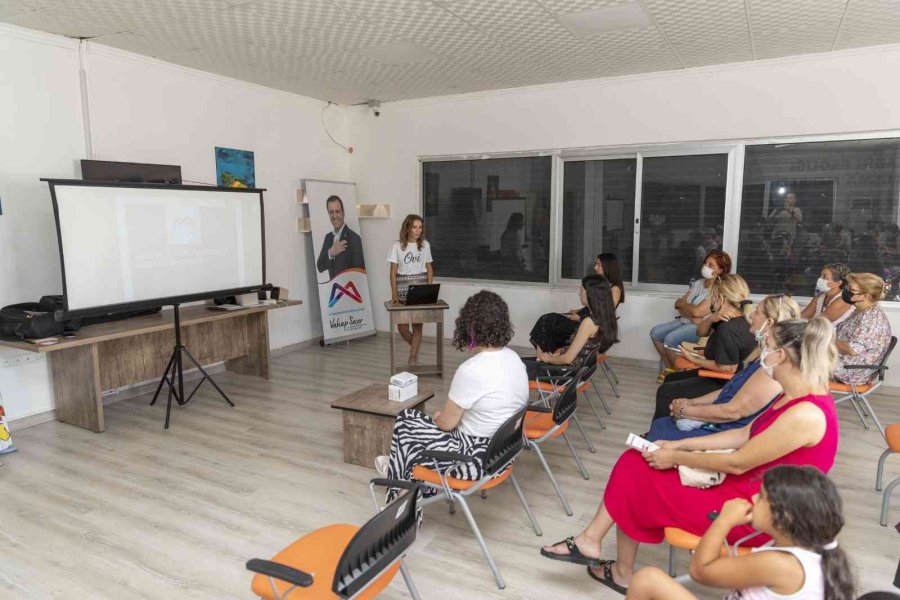 Mersin’de Aşırı Sıcaklarda Alınması Gereken Önlemler Anlatıldı