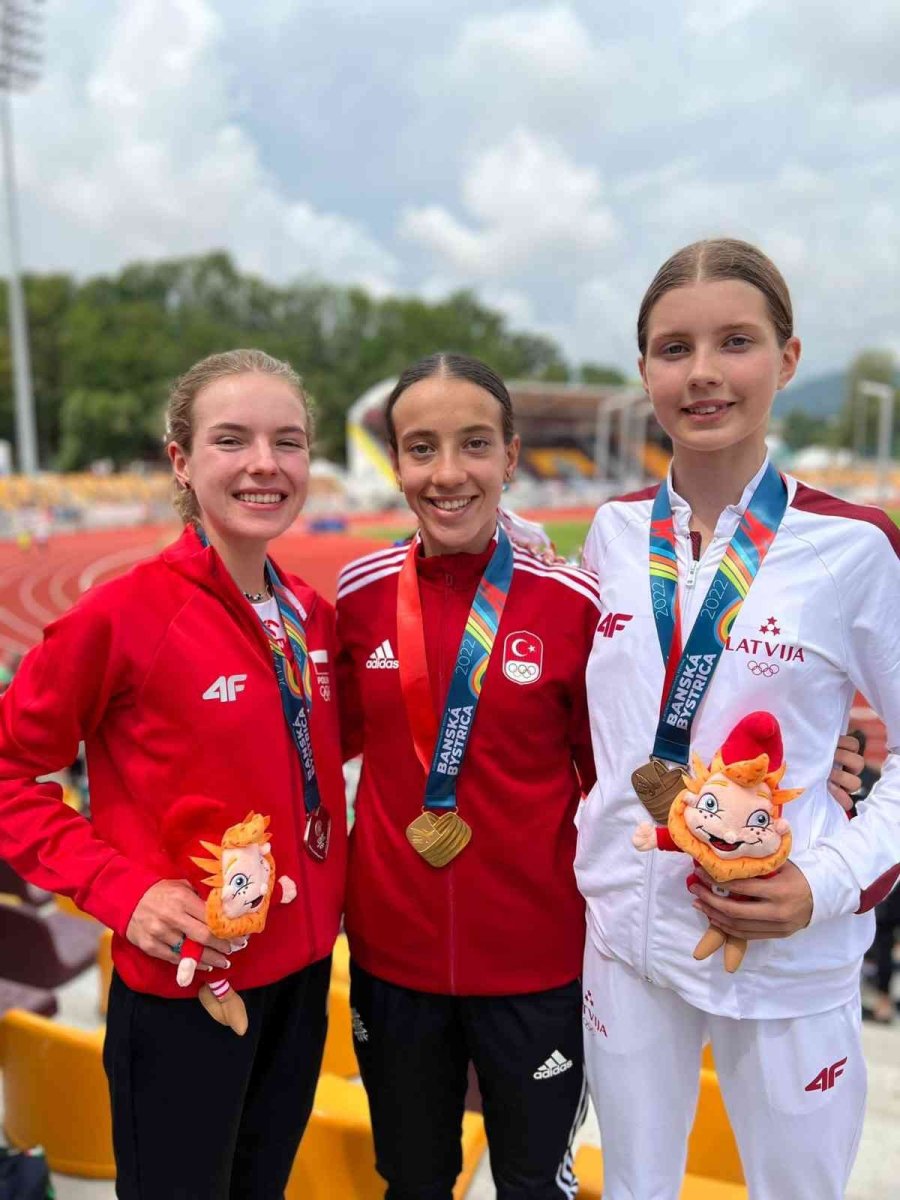 Ayça Fidanoğlu, Slovakya’da İşini Şansa Bırakmadı