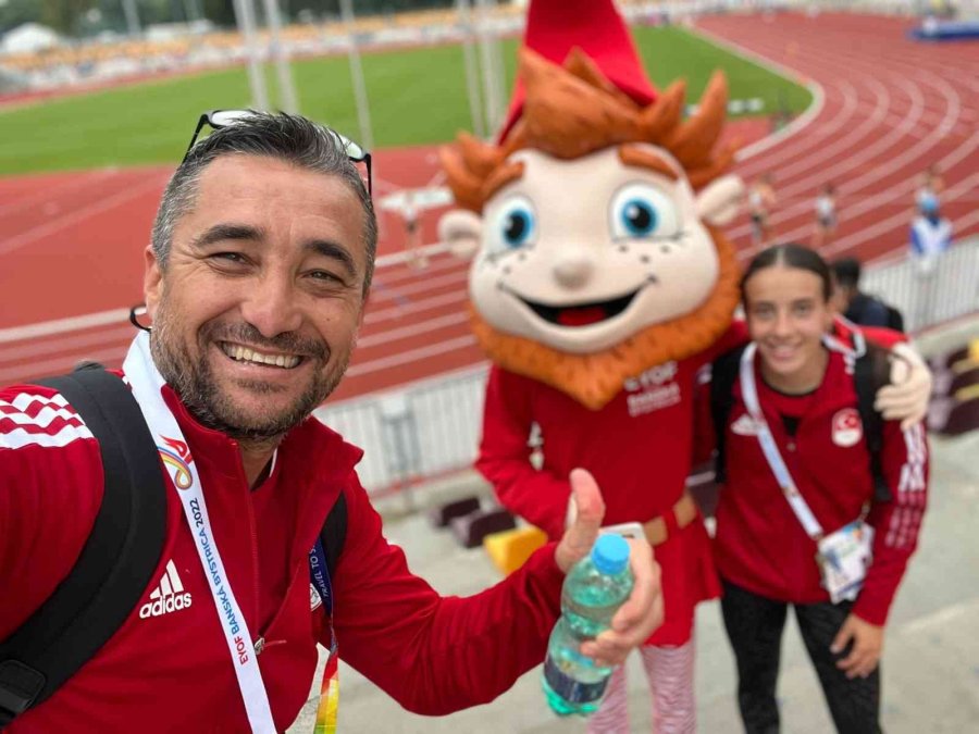 Ayça Fidanoğlu, Slovakya’da İşini Şansa Bırakmadı