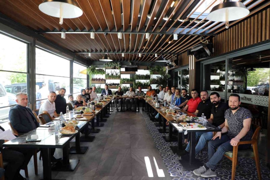 Talas’ta Esnaf Buluşmaları Sürüyor