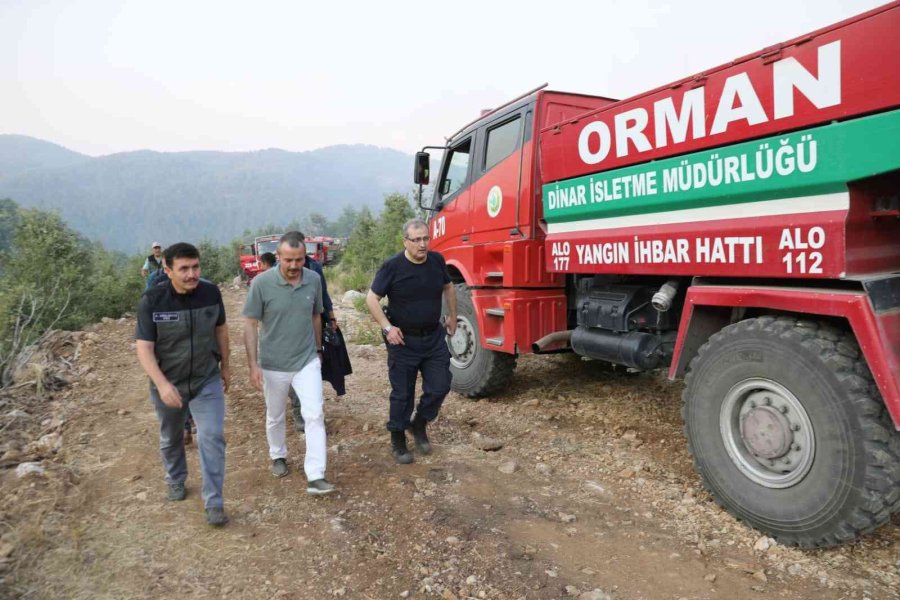 Vali Arslantaş: "yangının Kontrol Altına Alınması İçin Ekipler Cansiparene Çalışıyor"
