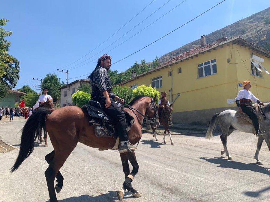 İnönü’de 38 Çocuk İçin Toplu Sünnet Şöleni Düzenlendi