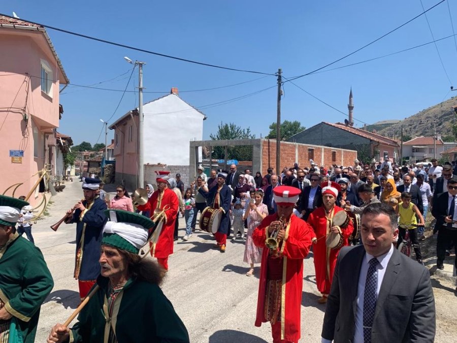 İnönü’de 38 Çocuk İçin Toplu Sünnet Şöleni Düzenlendi