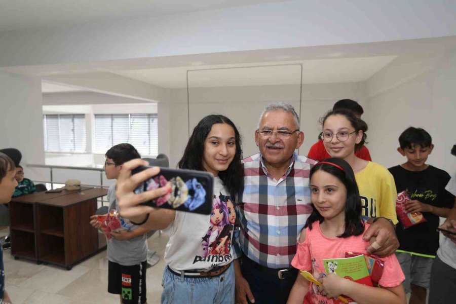 Kütüphaneler 1 Hafta Ücretsiz