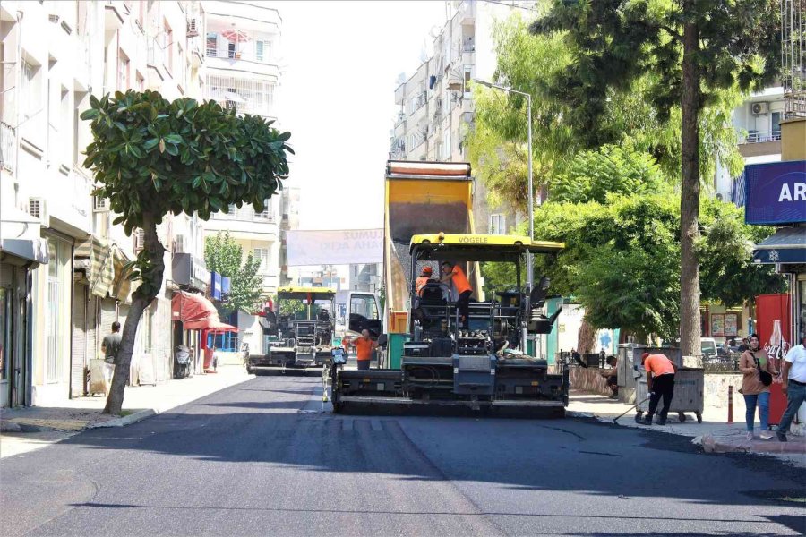 Mersin’de Asfalt Çalışmaları Sürüyor