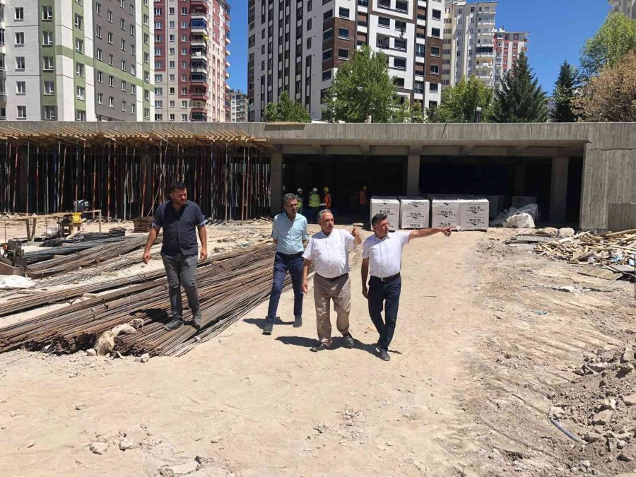 Mevlana Meydanı Yeni Çehresine Bürünüyor