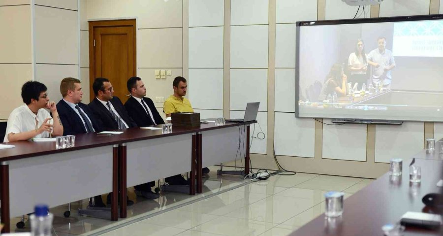 Otel İşletmecileri Katılım Belgelerini Aldı