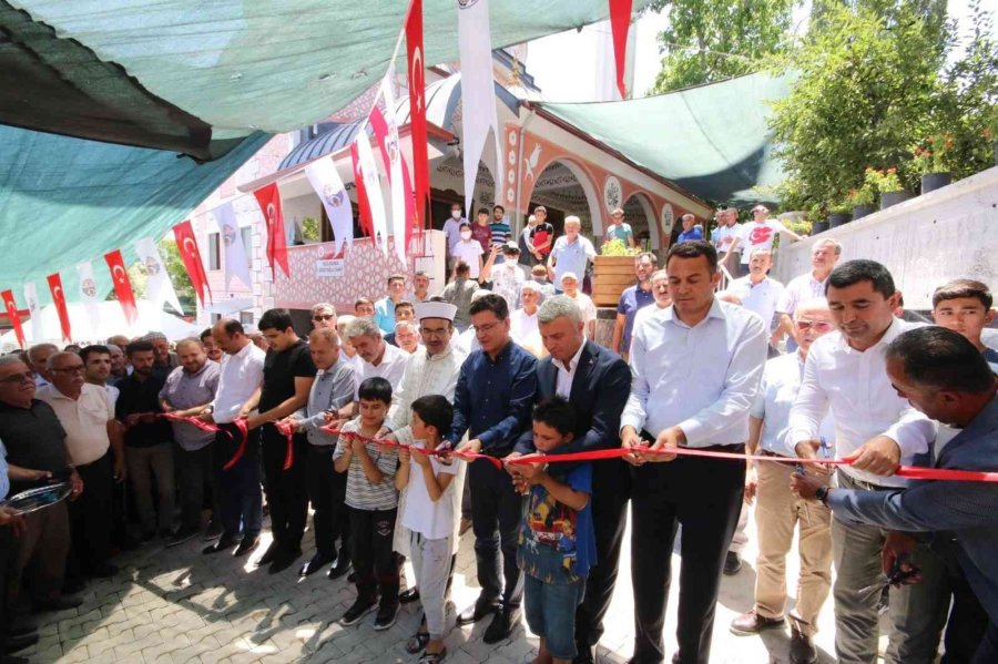 Kaş’ta, Yeşilbarak Söğütoğlu Camii Açıldı