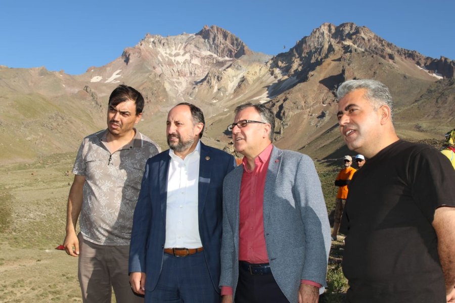 28. Sütdonduran Kampı Ve Erciyes Zirve Tırmanışı Yapıldı