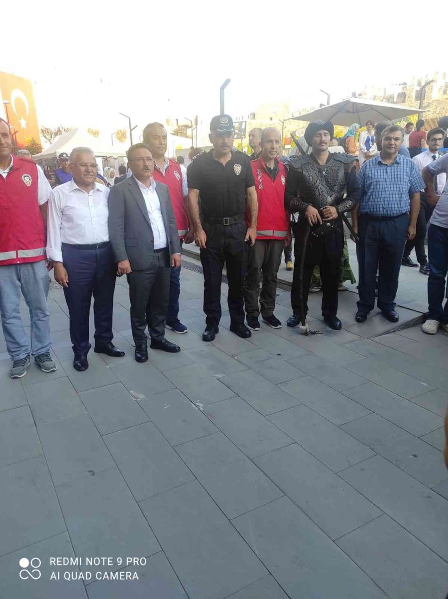 Vali Çiçek Güven Timlerini Denetledi