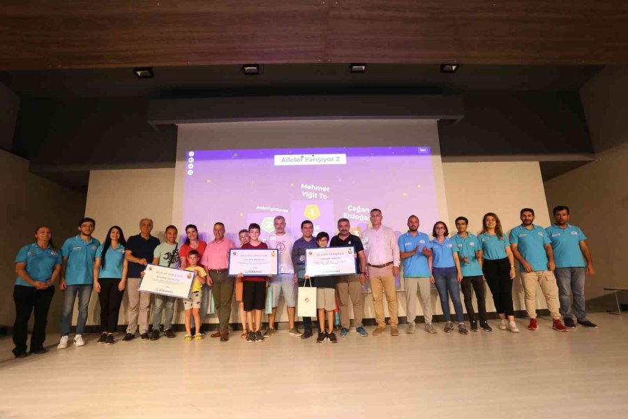 Aileler Ve Çocuklar Kepez’de Bilimle Tanıştı