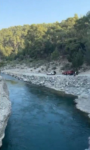 Genç Öğretmen Tatil İçin Geldiği Memleketindeki Köprüçay’da Hayatını Kaybetti