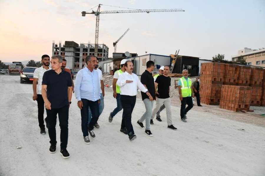 Vali Pehlivan, Devam Eden Yurt İnşaatlarında İncelemelerde Bulundu