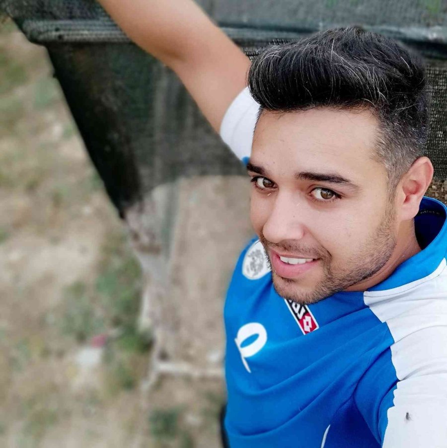 ’ekmek Yok’ Diyen Fırın Çalışanını Bıçaklayarak Öldürdü