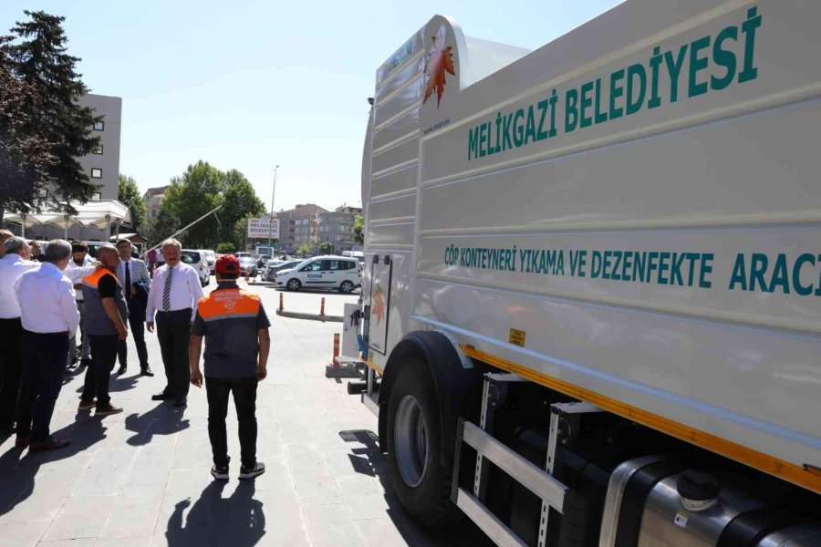 Melikgazi Belediyesi Temizlik Çalışmalarında Sınır Tanımıyor