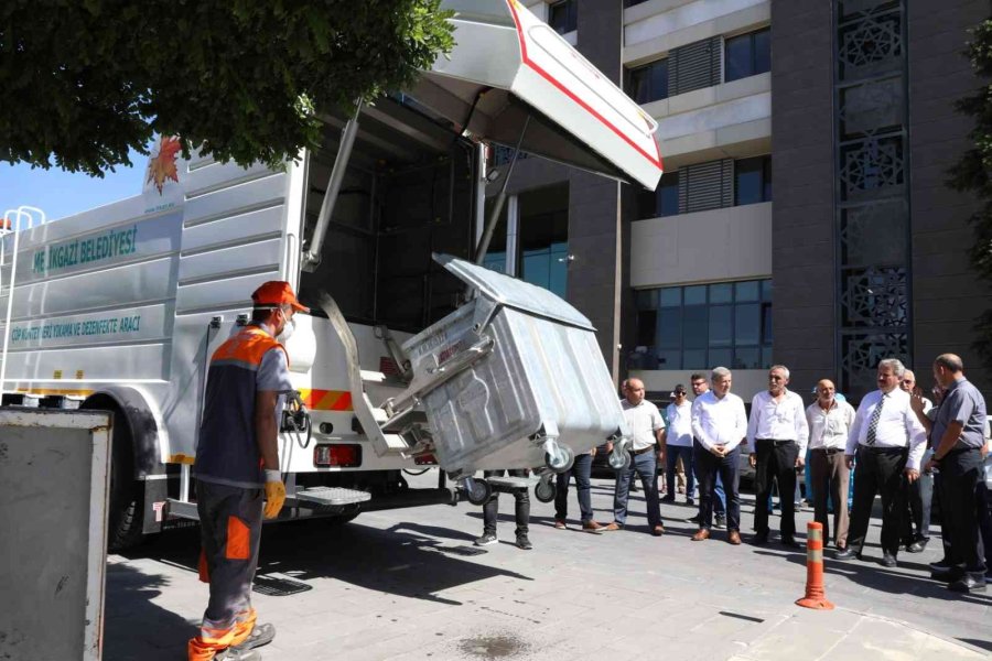 Melikgazi Belediyesi Temizlik Çalışmalarında Sınır Tanımıyor