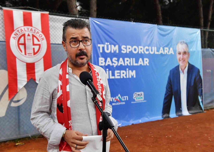 Antalyaspor’un “efsane” İsimler Anısına Düzenlenen Ayak Tenisi Turnuvası Başladı