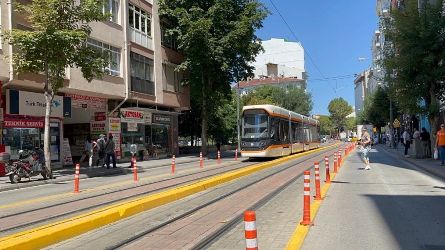Tramvay Hatlarına Elektrik Sağlayan Trafoda Yangın Çıktı