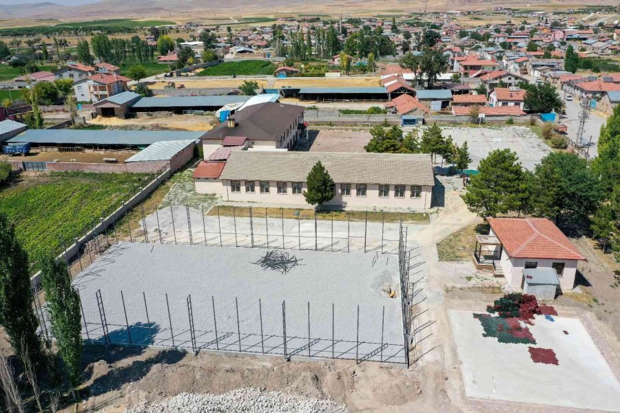 Meram 6 Halı Sahaya Daha Kavuşuyor