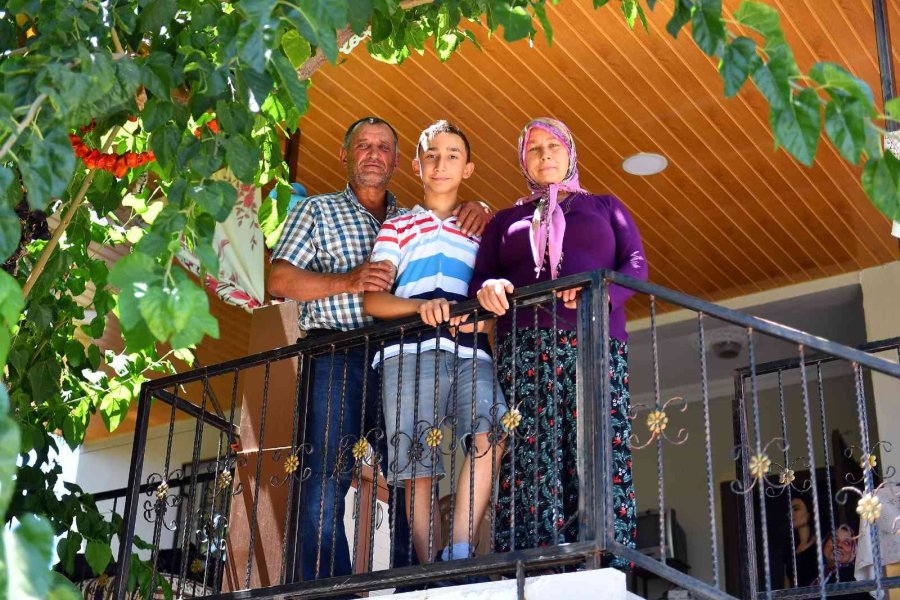 İzzet’in Büyük Başarısı