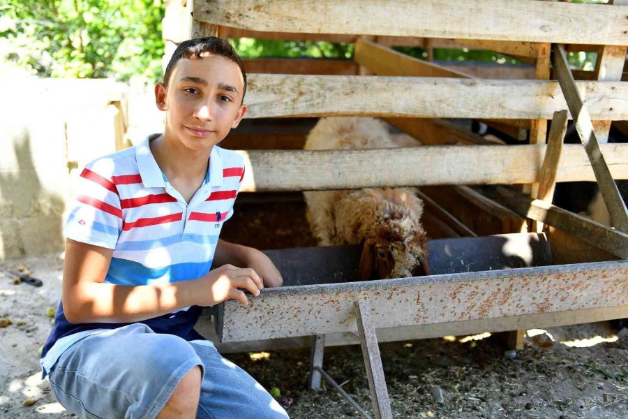 İzzet’in Büyük Başarısı