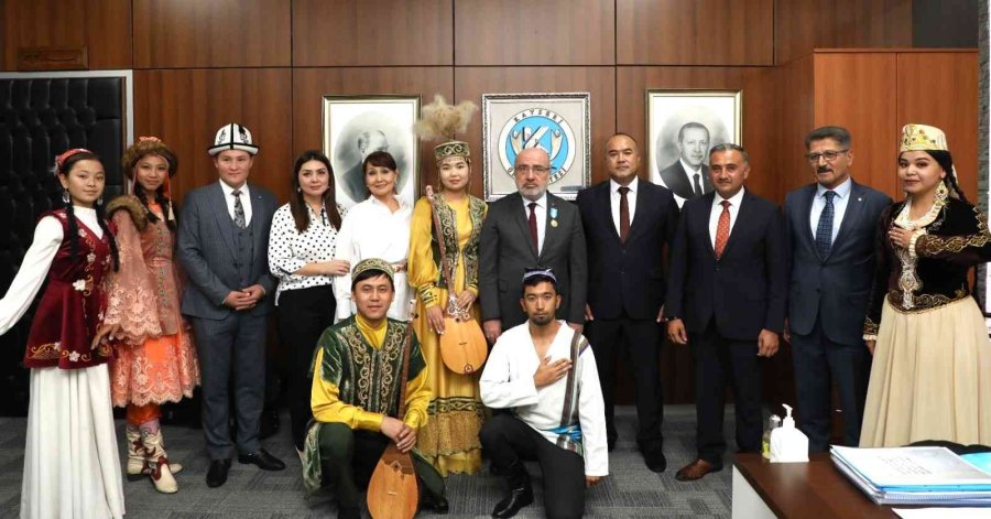 Türksoy Heyetinden Kayseri Üniversitesi’ne Ziyaret