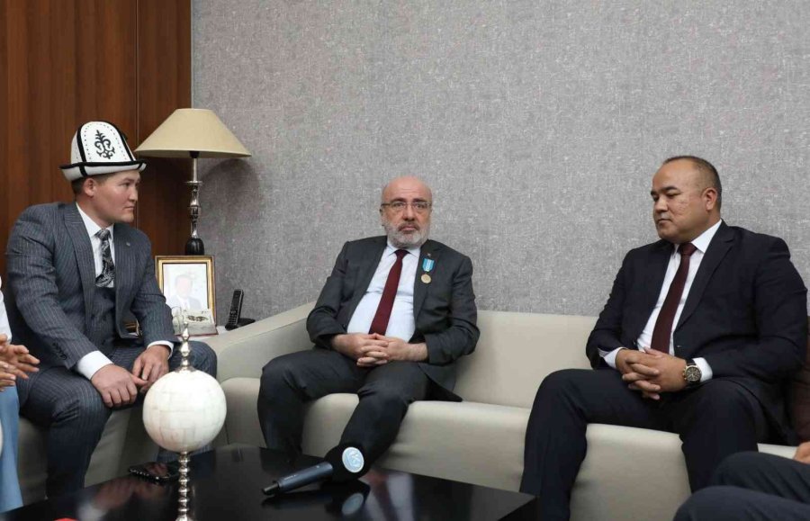 Türksoy Heyetinden Kayseri Üniversitesi’ne Ziyaret