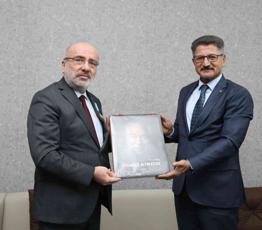 Türksoy Heyetinden Kayseri Üniversitesi’ne Ziyaret