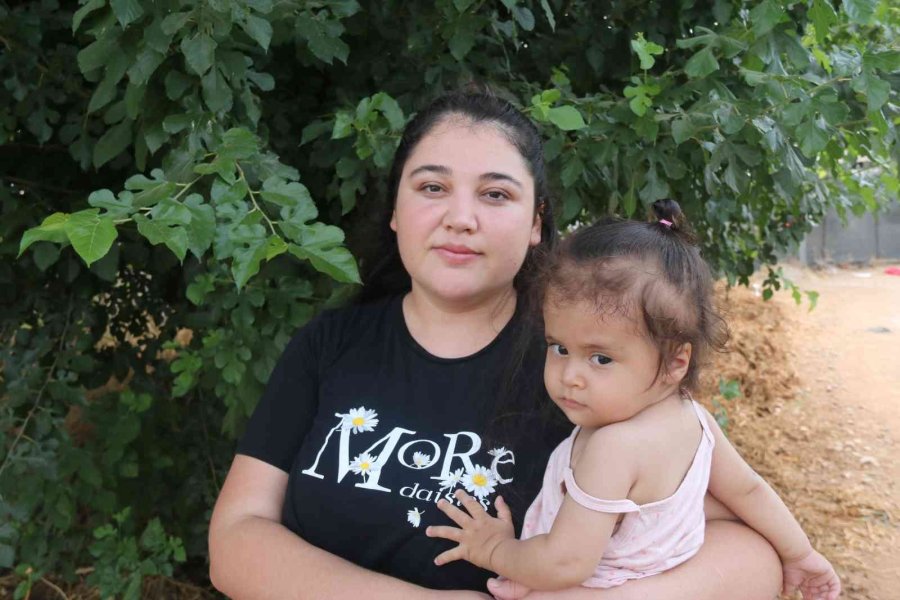 Antalya’da Vicdanları Sızlatan Olay: Ağaç Altında Bebek Bulundu