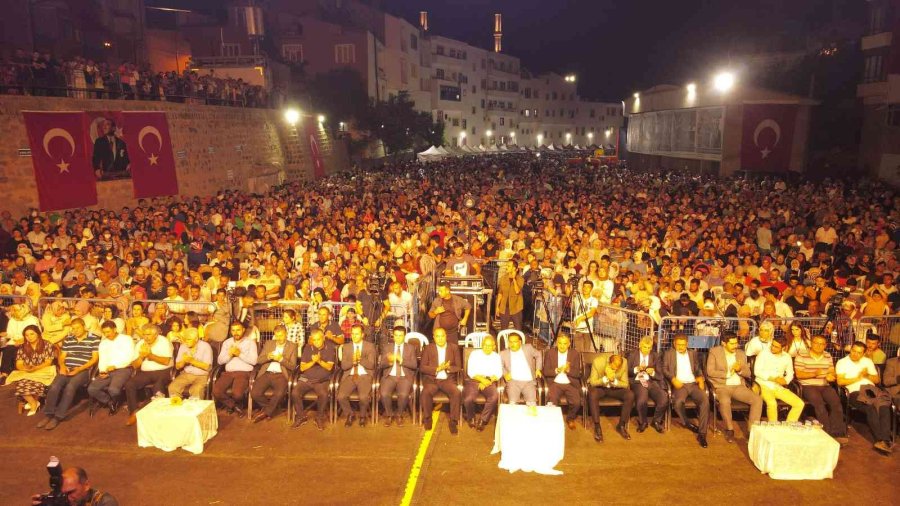 38. Aşık Seyrani Kültür Ve Sanat Festivalinin 2. Gününde Sevcan Orhan Rüzgarı Esti