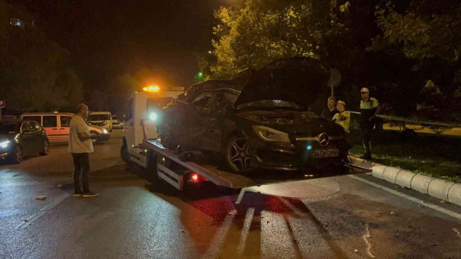 Hurdaya Dönen Araçta 2’si Ağır 5 Kişi Yaralandı