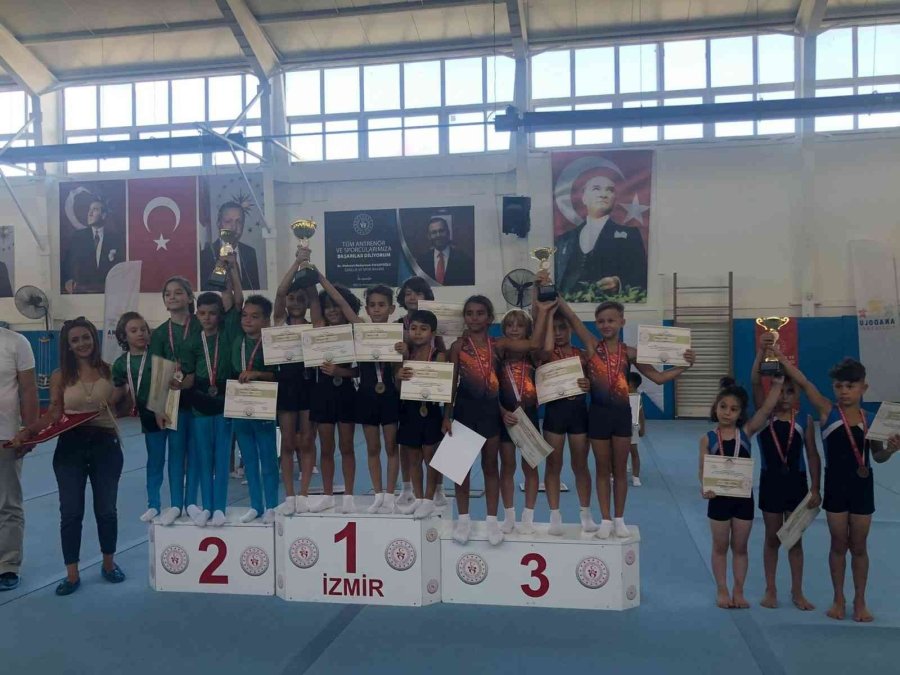 Kayseri Analig Jimnastik Takımı Türkiye Şampiyonu Oldu
