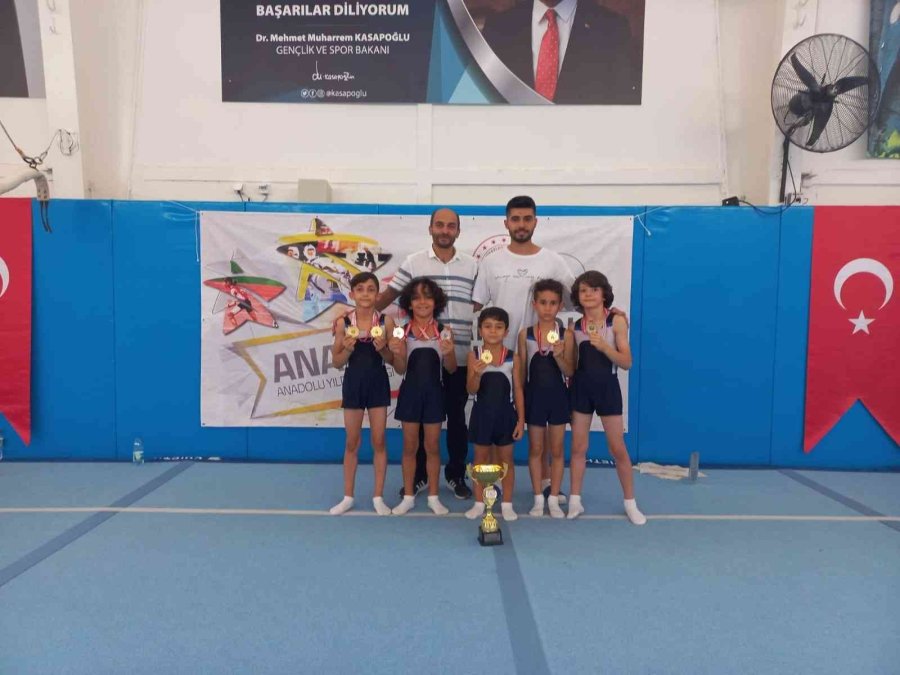 Kayseri Analig Jimnastik Takımı Türkiye Şampiyonu Oldu