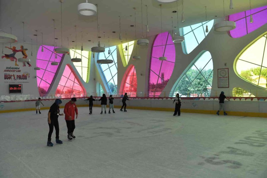 Büyükkılıç, Kaymek Kursiyeri Gençlerin Spor Etkinliğine Katıldı