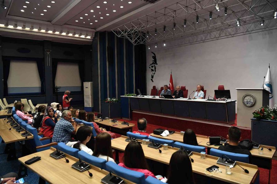 Başkan Büyükkılıç, Kardeş Şehri Mostar’ın Gençlerini Ağırladı