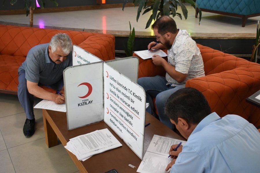 Kocasinan Belediyesi Çalışanlarından, Kızılay’a Kan Bağışı