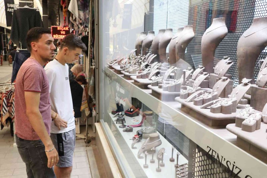 Tayvan Gerilimi Dövizden Altına Dönüşü Etkiledi