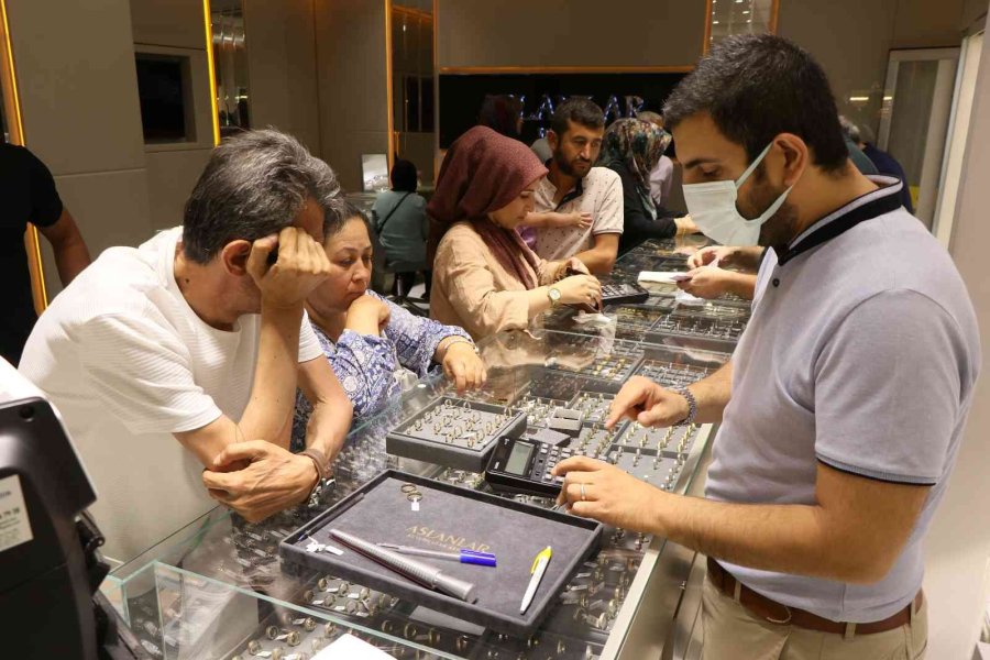 Tayvan Gerilimi Dövizden Altına Dönüşü Etkiledi