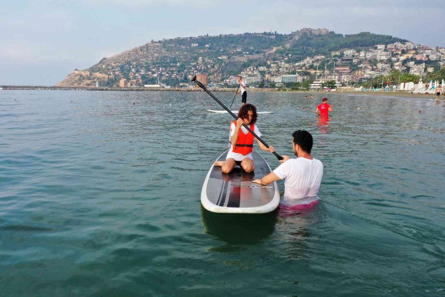 Engelli Bireyler Sup Board Yaparak Moral Buldu