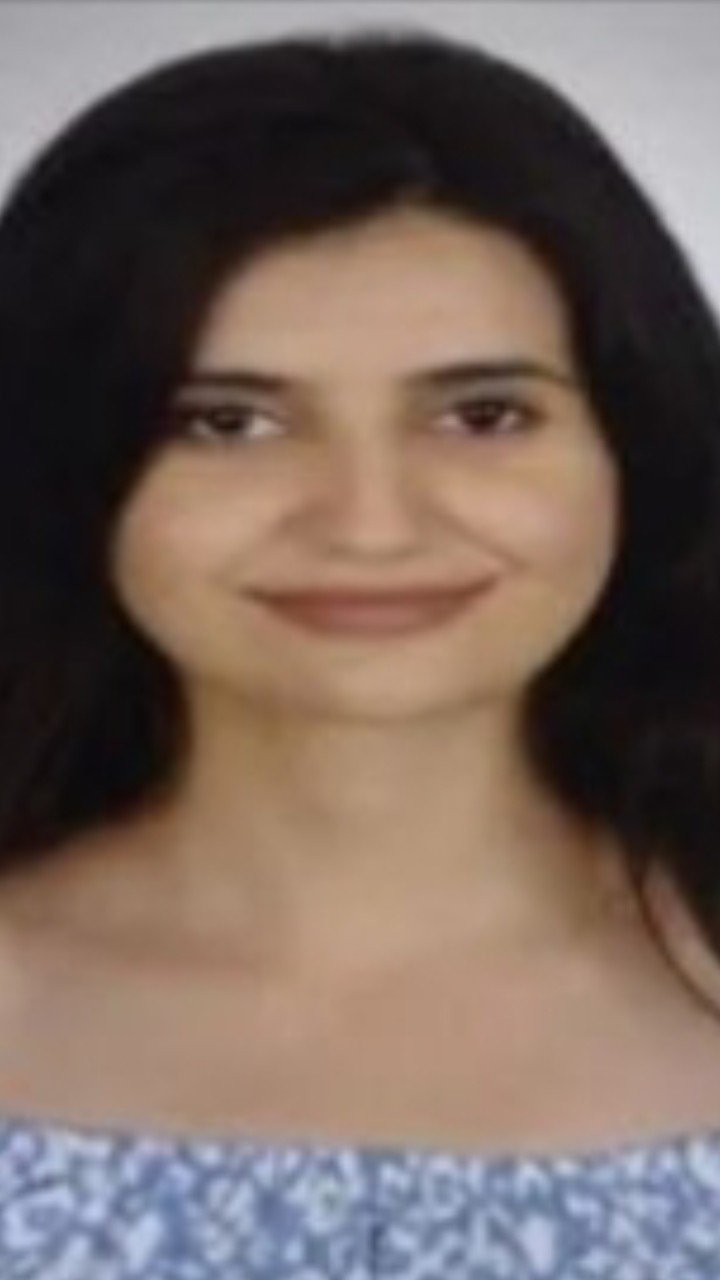 Antalya’da İki Otomobilin Çarptığı Genç Kız Hayatını Kaybetti