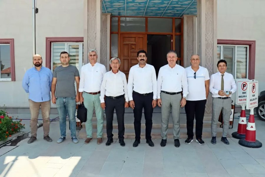 Günyüzü İlçesi Spor Tesisleri İncelendi
