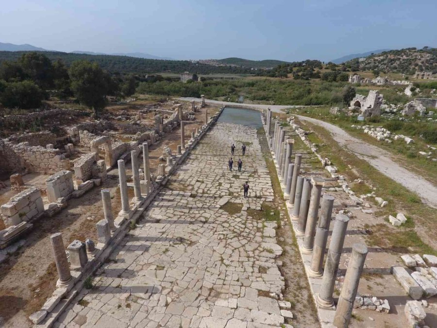 Jandarma Kaş Patara’da Göz Açtırmıyor