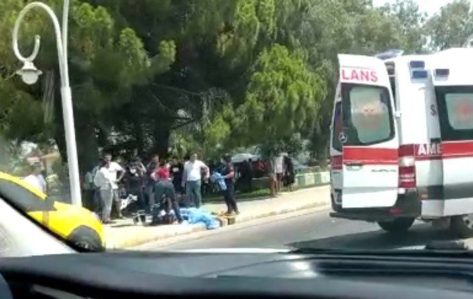 Antalya’da İki Otomobilin Çarptığı Genç Kız Hayatını Kaybetti