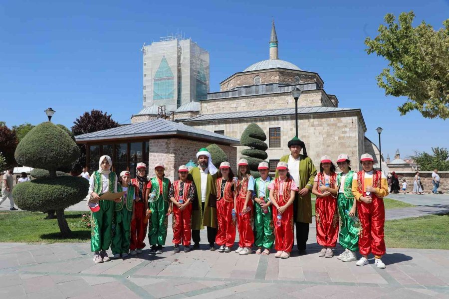 Genç Komek Öğrencileri Şehrin Kalbinde Yolculuk Yapıyor