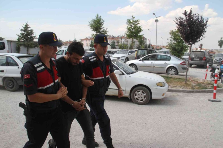 Motosiklet Hırsızlığı Şüphelilerini Kamera Görüntüleri Ele Verdi