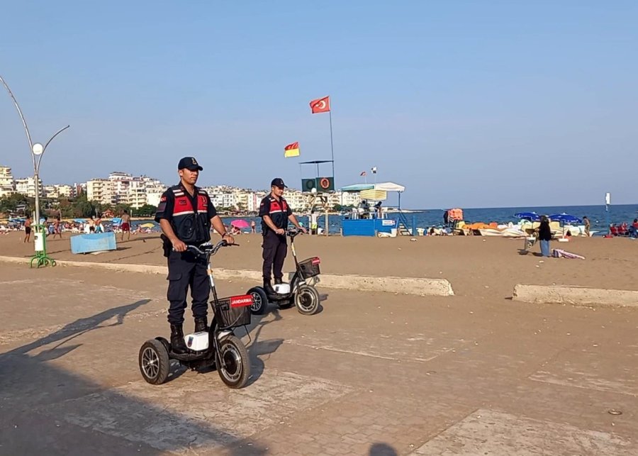 Scooterlu Jandarma Ekipleri Devriyede