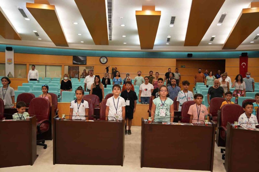 Kadınlar, Gençler Ve Çocuklar Sordu Bozdoğan Cevapladı