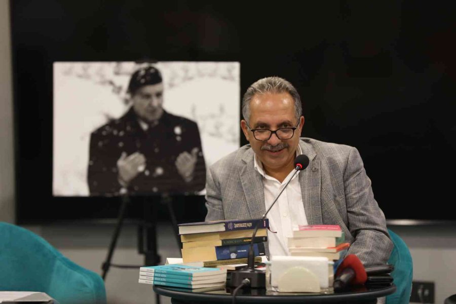 Gençlerle Kitap Sohbetlerinde Gündem ‘aliya İzzetbegoviç’