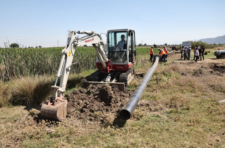 Döşemealtı Kovanlık’ta 3 Bin 100 Dekar Tarım Arazisi Suyla Buluşacak