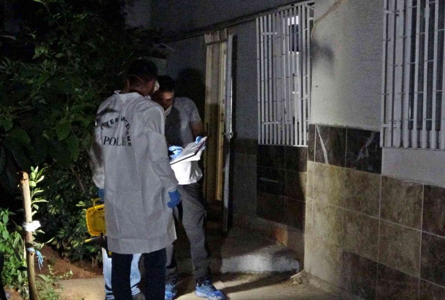 Yüzde 60 Engelli Adam, Evinde Çıplak Vaziyette Ölü Bulundu